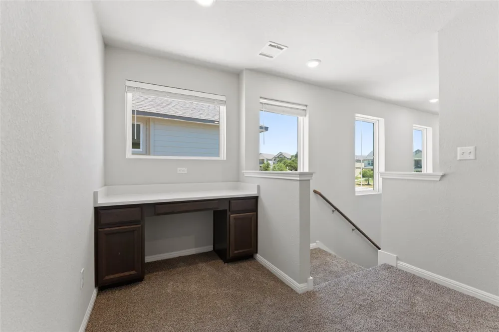 917 Lone Peak Way Dripping Springs, TX 78620