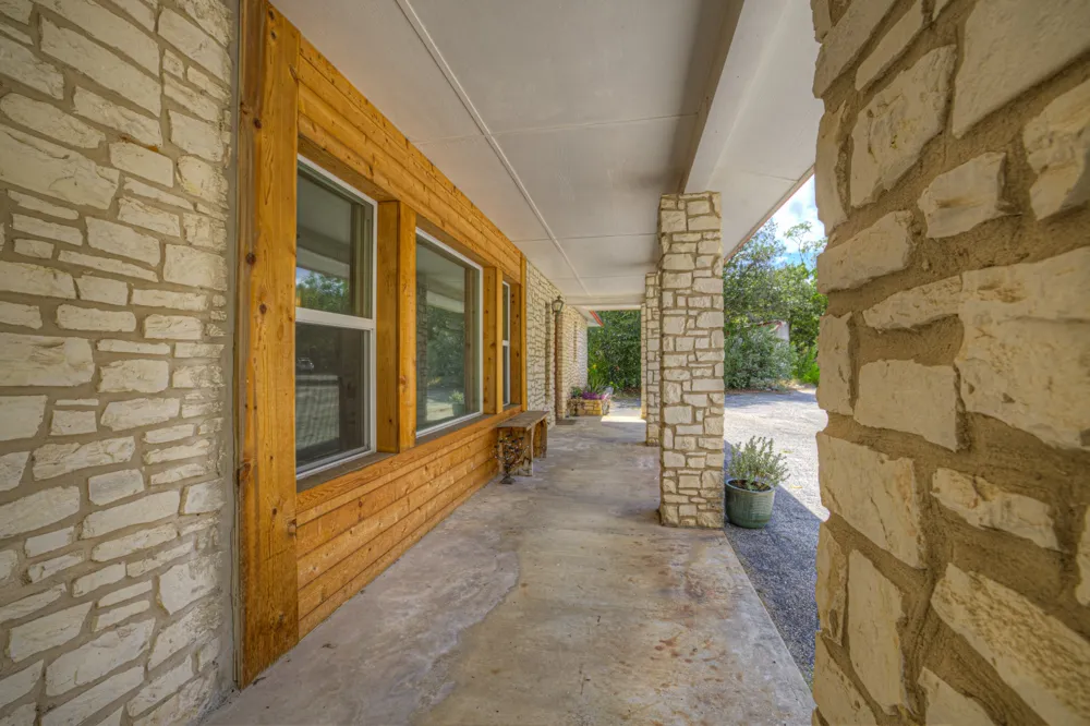 447 MADRONA DR DRIVE New Braunfels, TX 78132
