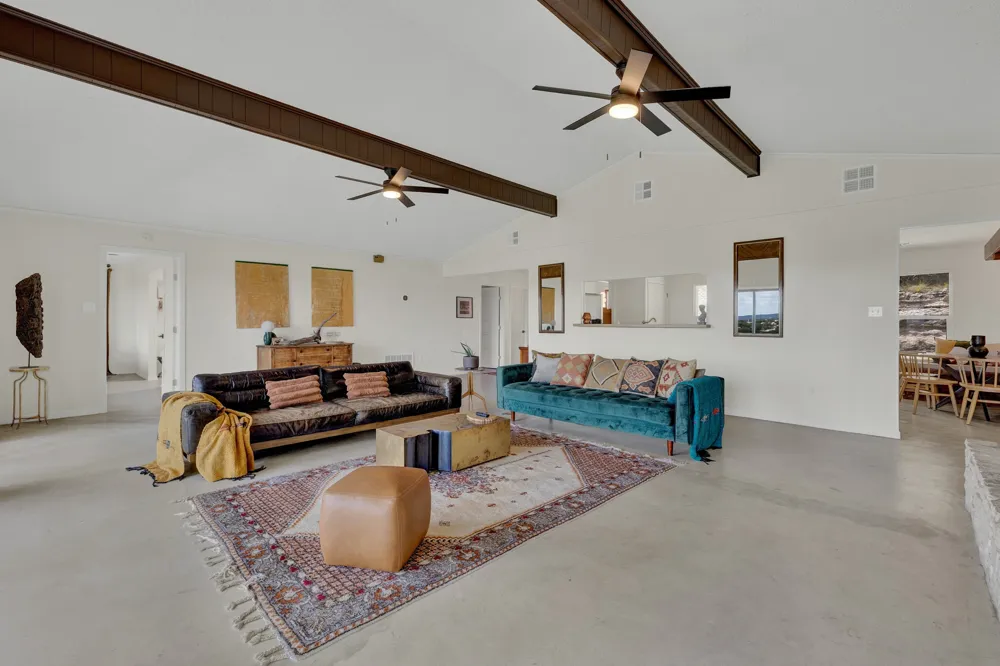 447 MADRONA DR DRIVE New Braunfels, TX 78132