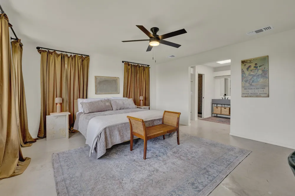 447 MADRONA DR DRIVE New Braunfels, TX 78132