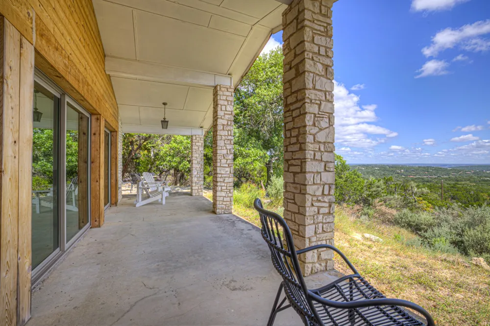 447 MADRONA DR DRIVE New Braunfels, TX 78132
