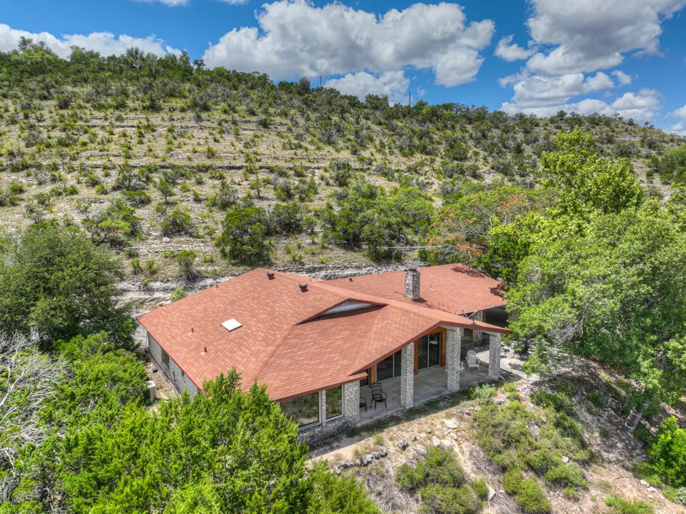447 MADRONA DR DRIVE New Braunfels, TX 78132