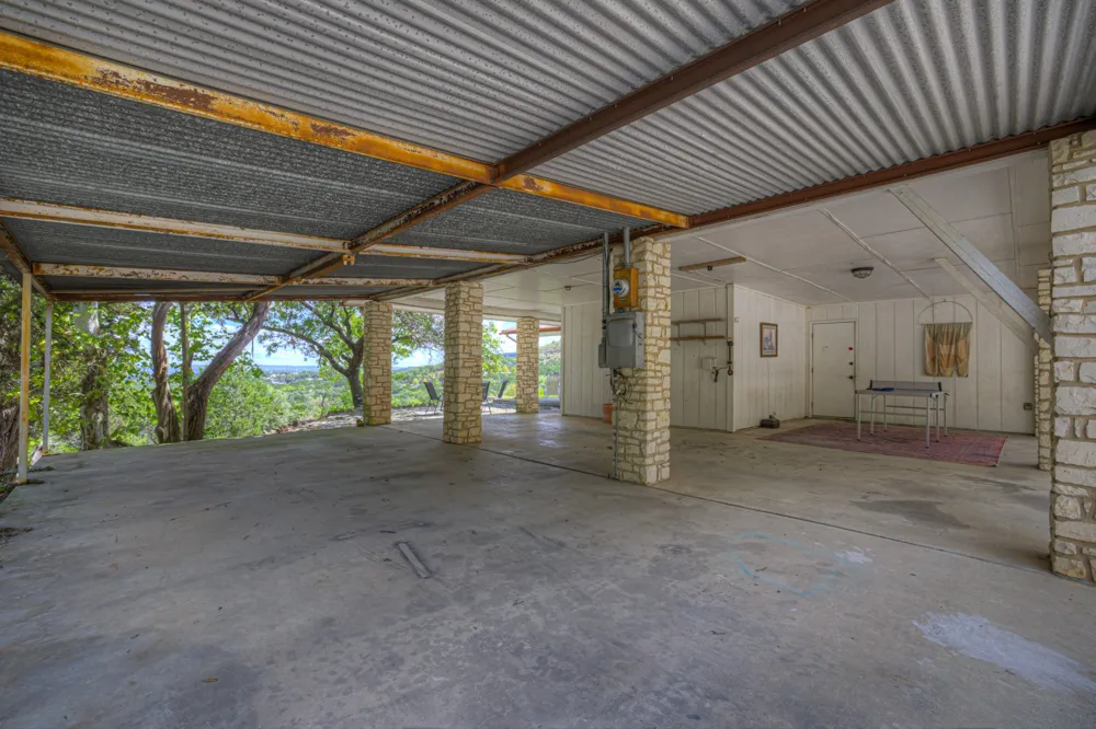 447 MADRONA DR DRIVE New Braunfels, TX 78132