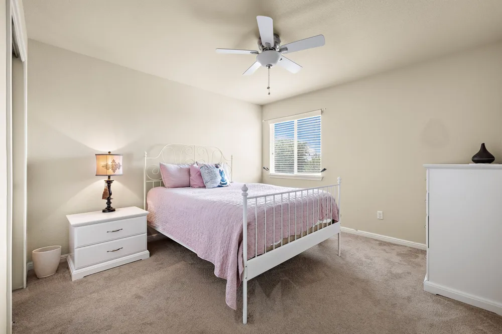 133 Lavaca Loop Hutto, TX 78634