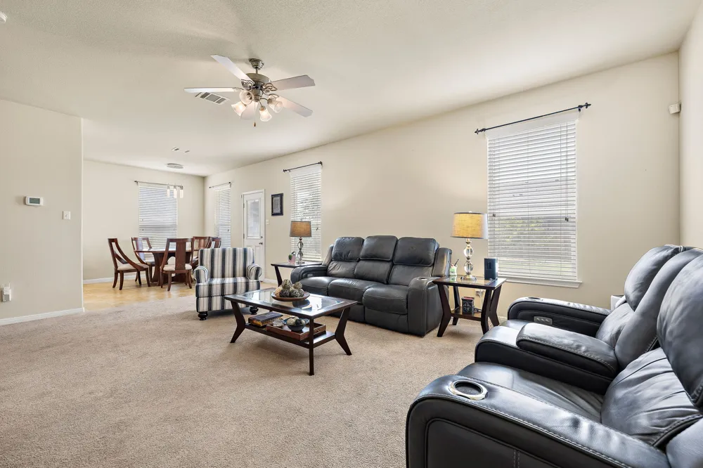 133 Lavaca Loop Hutto, TX 78634