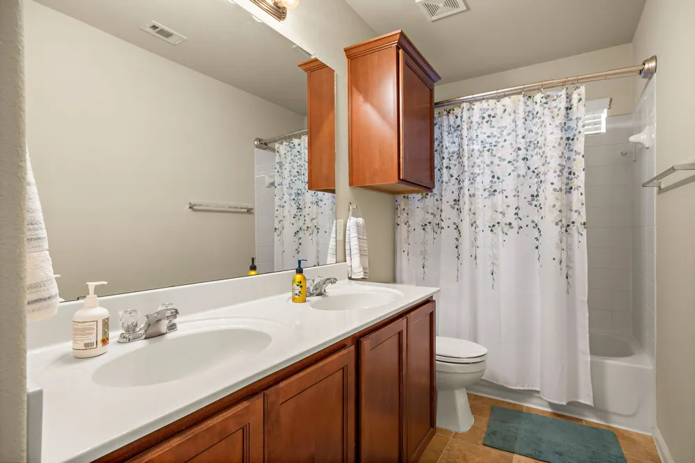 133 Lavaca Loop Hutto, TX 78634