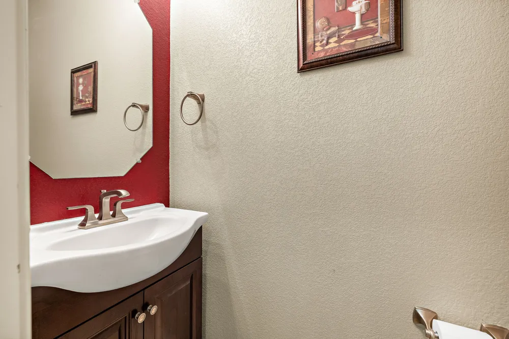 133 Lavaca Loop Hutto, TX 78634