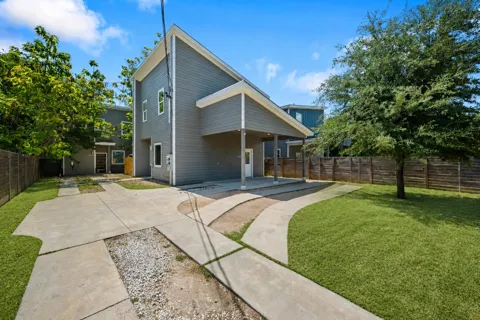 1003 Valdez Street #A