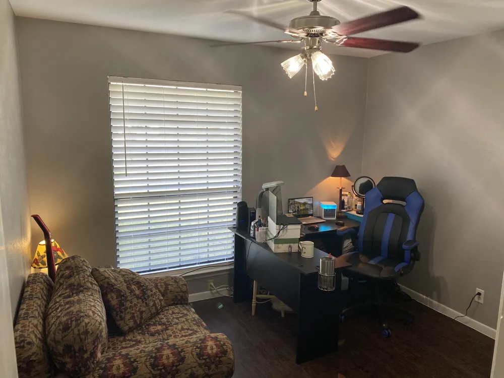 1305 E Main Street Round Rock, TX 78664