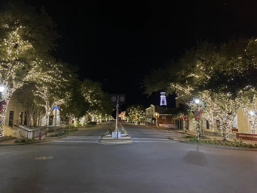 1305 E Main Street Round Rock, TX 78664