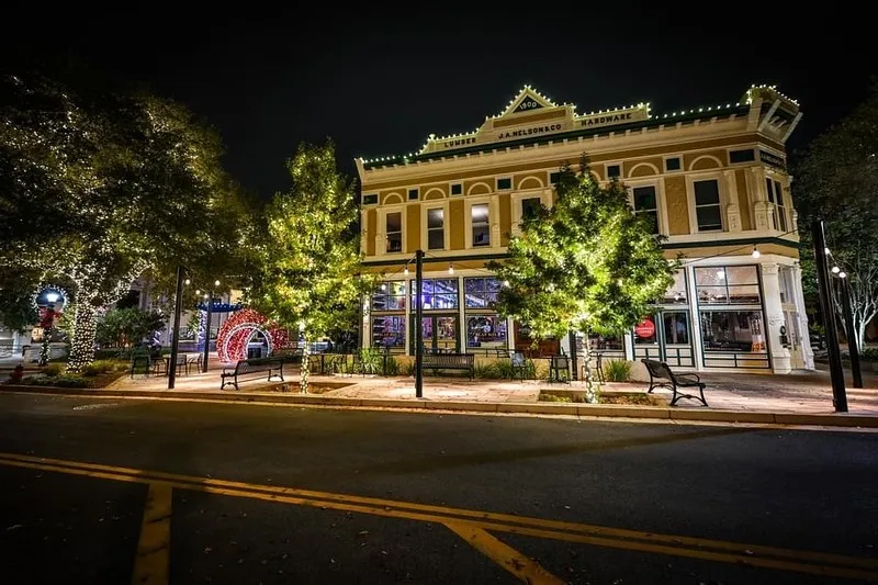 1305 E Main Street Round Rock, TX 78664