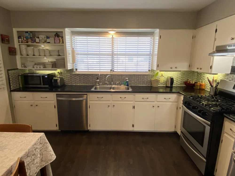 1305 E Main Street Round Rock, TX 78664