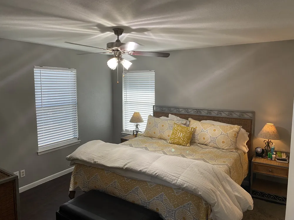 1305 E Main Street Round Rock, TX 78664