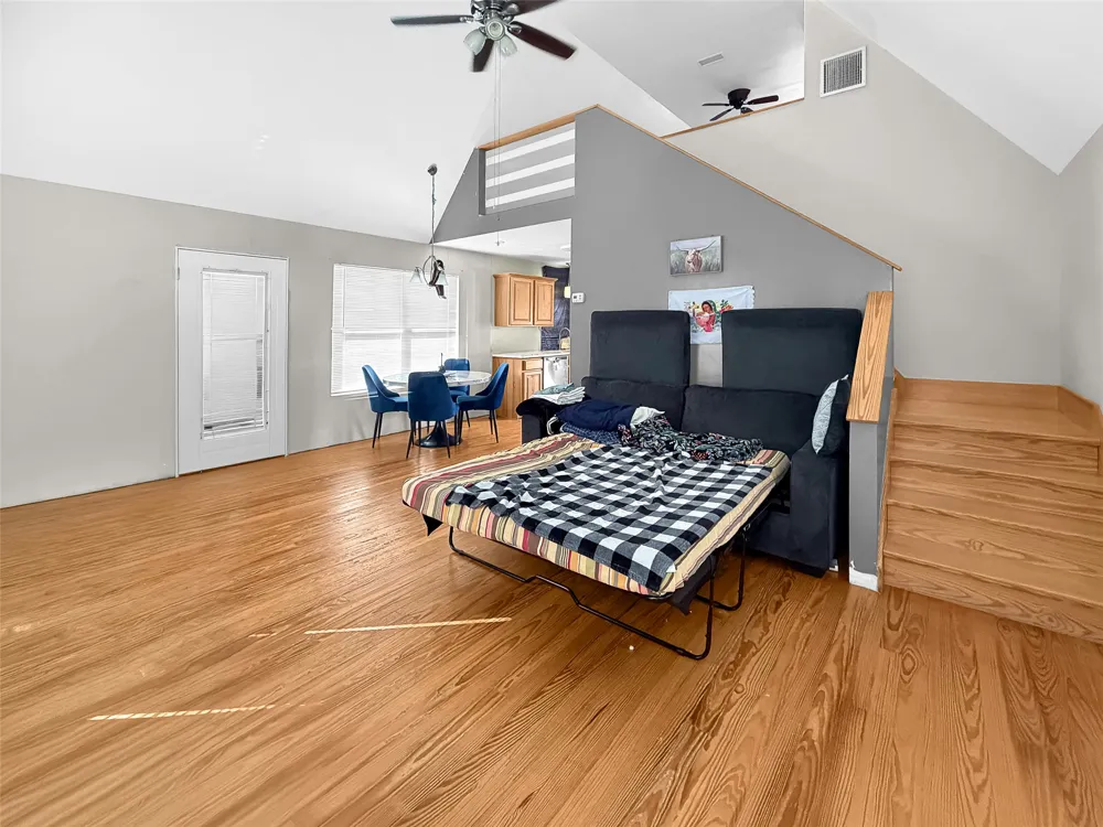 925 Longhollow Road Dale, TX 78616