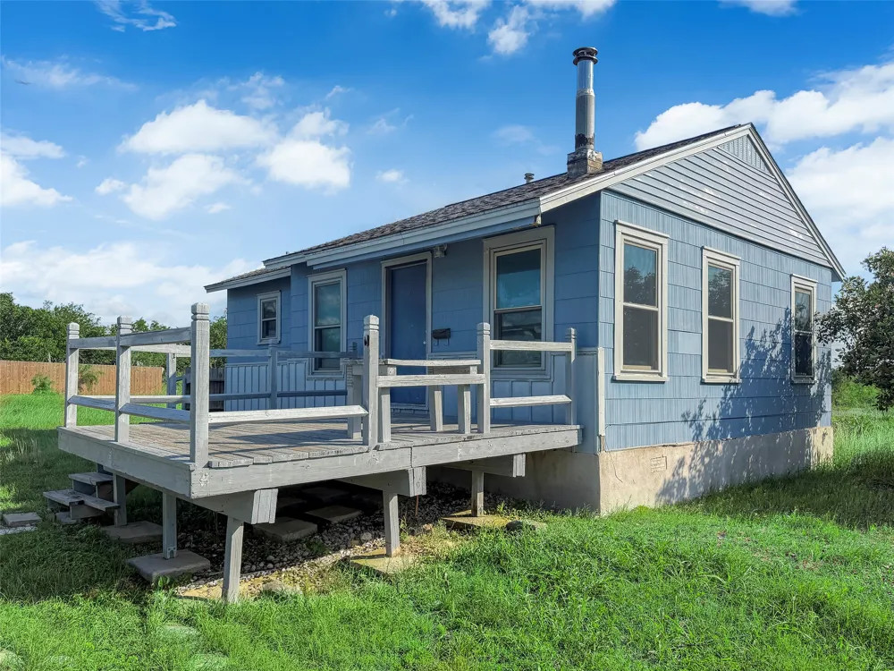 925 Longhollow Road Dale, TX 78616