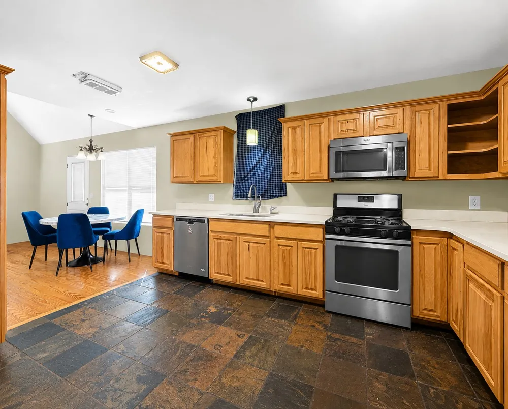925 Longhollow Road Dale, TX 78616