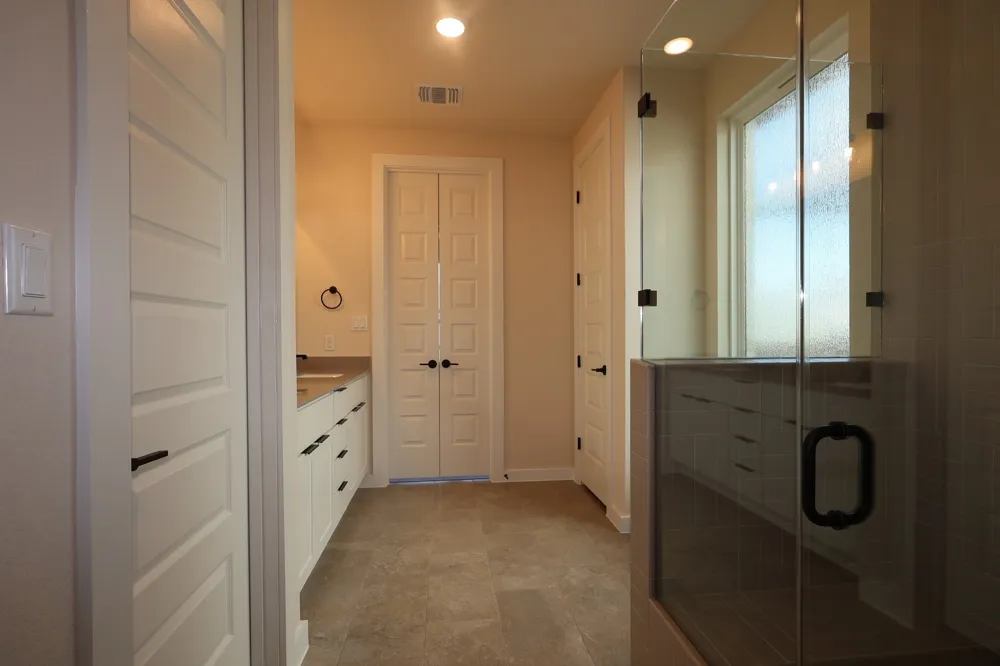 225 Grayson Elm Pass Dripping Springs, TX 78620