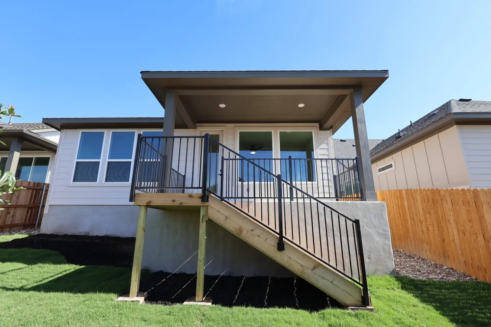 225 Grayson Elm Pass Dripping Springs, TX 78620