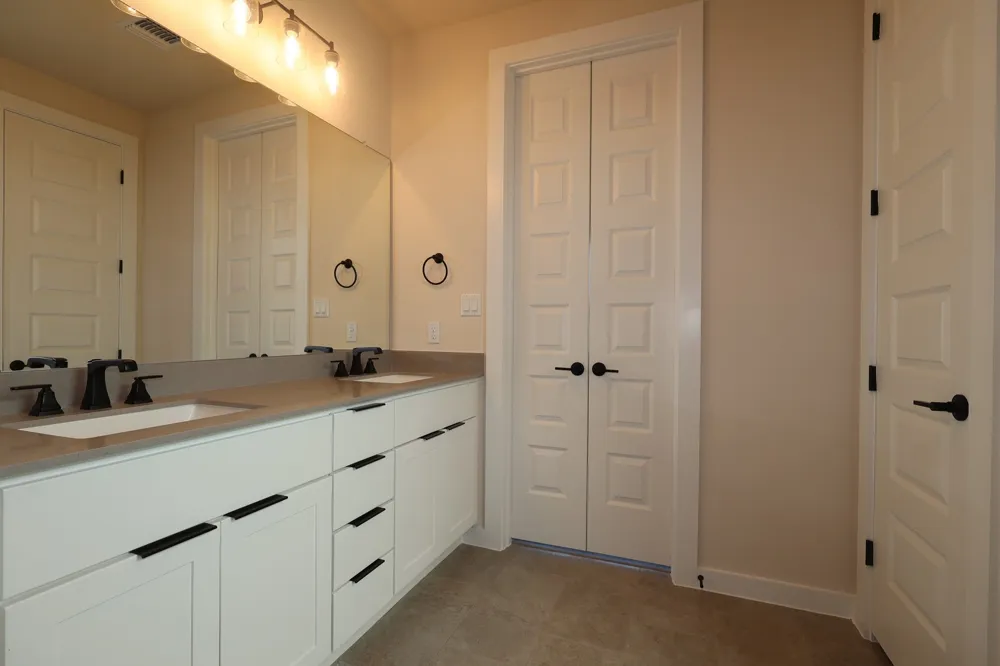 225 Grayson Elm Pass Dripping Springs, TX 78620