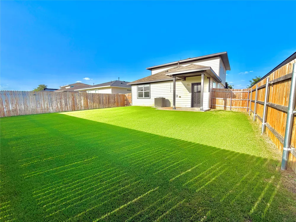 305 Tequilana Pass Leander, TX 78641