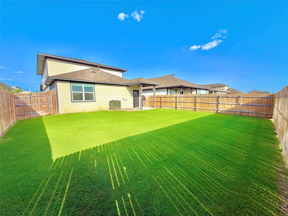305 Tequilana Pass Leander, TX 78641
