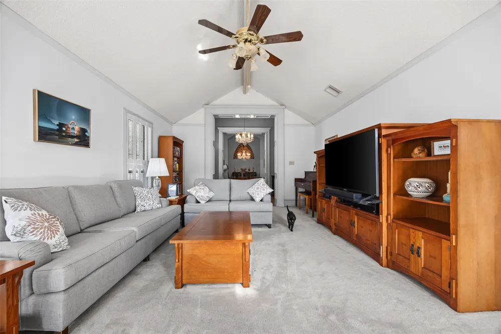 161 County Road 441 Thorndale, TX 76577