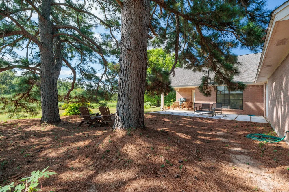 161 County Road 441 Thorndale, TX 76577