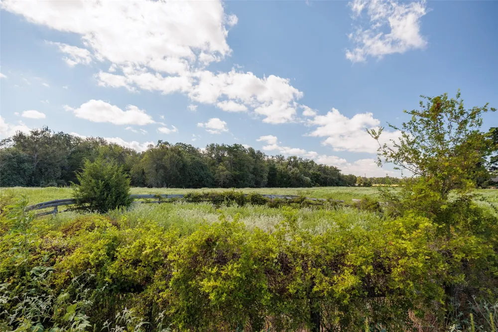 161 County Road 441 Thorndale, TX 76577