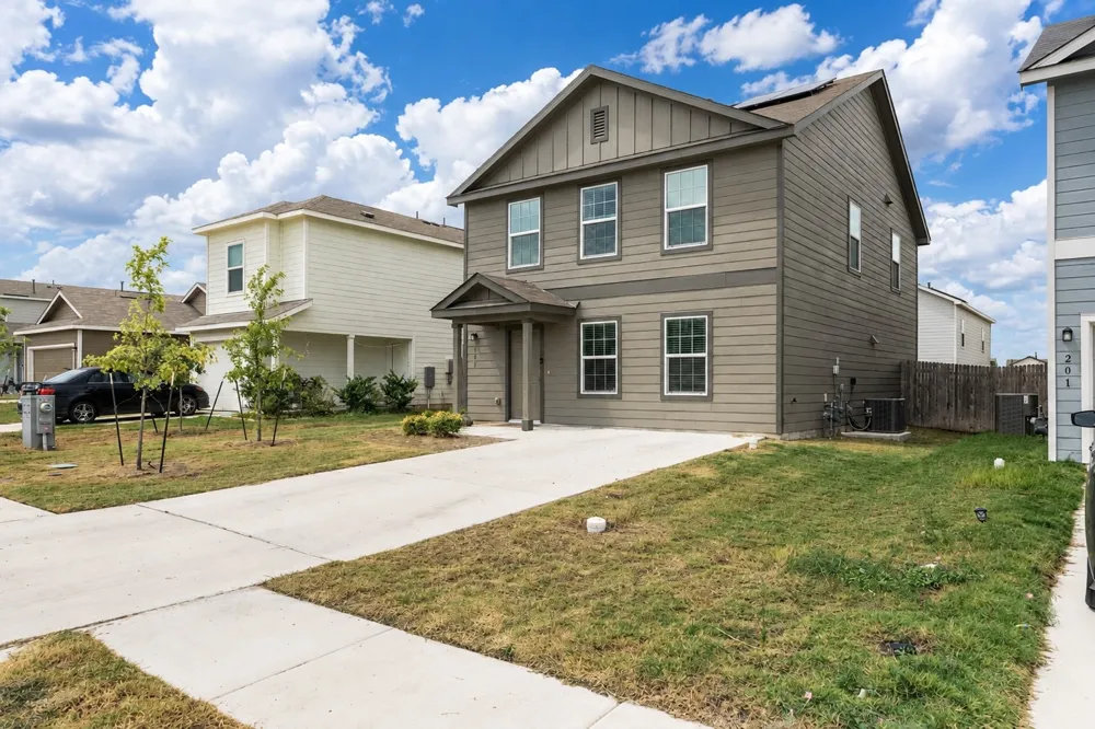 193 Gypsum Valley San Marcos, TX 78656