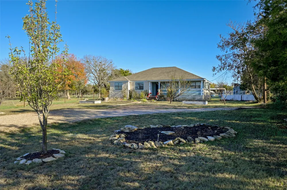 105 Deep Lake Circle Liberty Hill, TX 78642