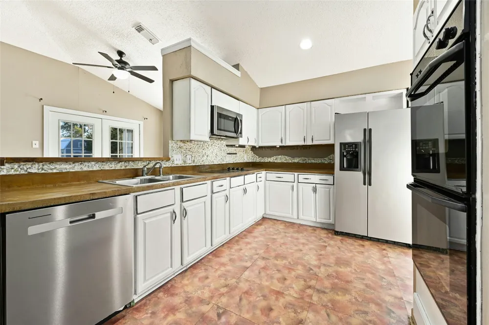105 Deep Lake Circle Liberty Hill, TX 78642