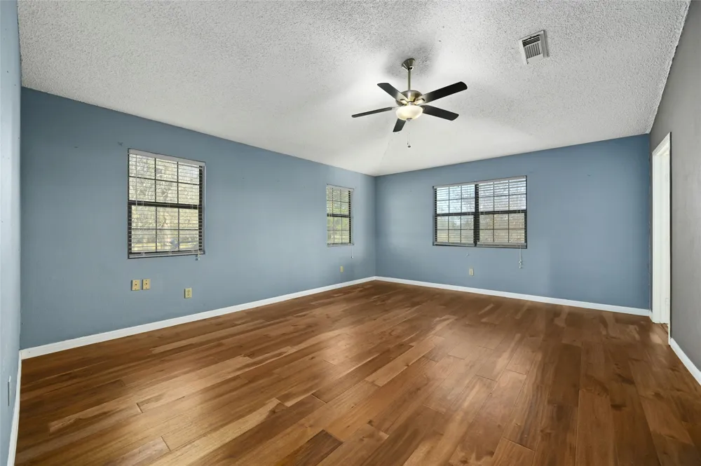 105 Deep Lake Circle Liberty Hill, TX 78642