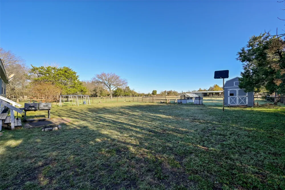 105 Deep Lake Circle Liberty Hill, TX 78642