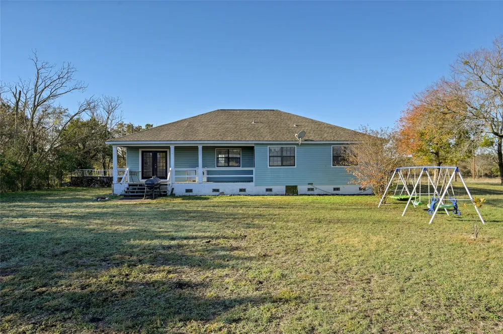 105 Deep Lake Circle Liberty Hill, TX 78642