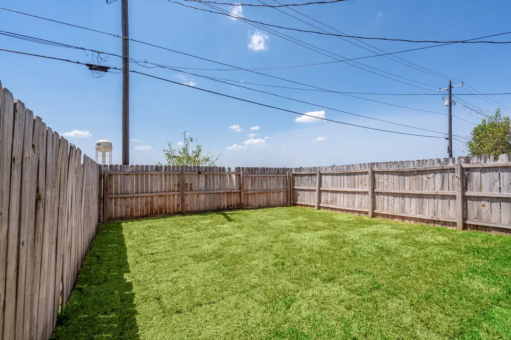 200 Sandstone Drive #E/F Jarrell, TX 76537