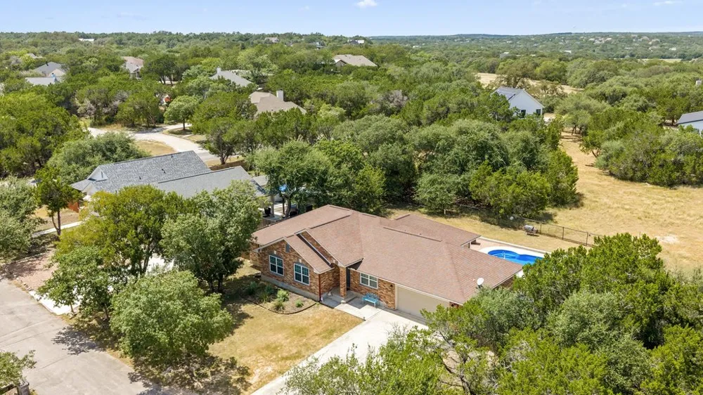 8 Stone Creek Circle Wimberley, TX 78676