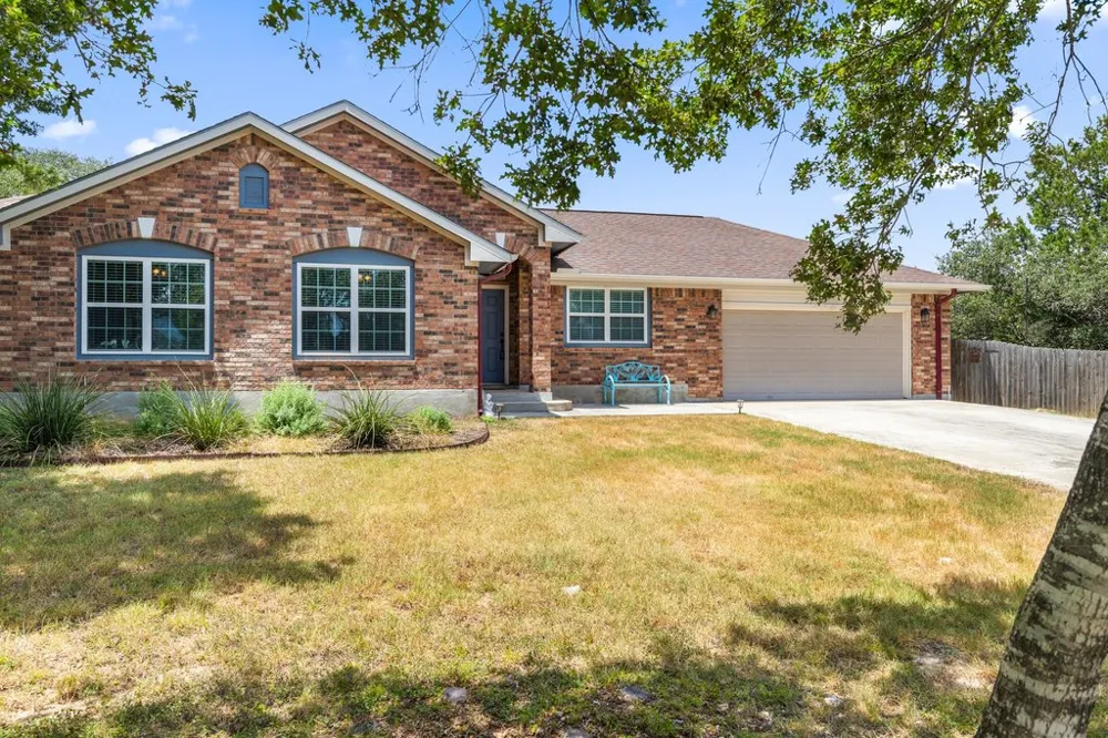 8 Stone Creek Circle Wimberley, TX 78676