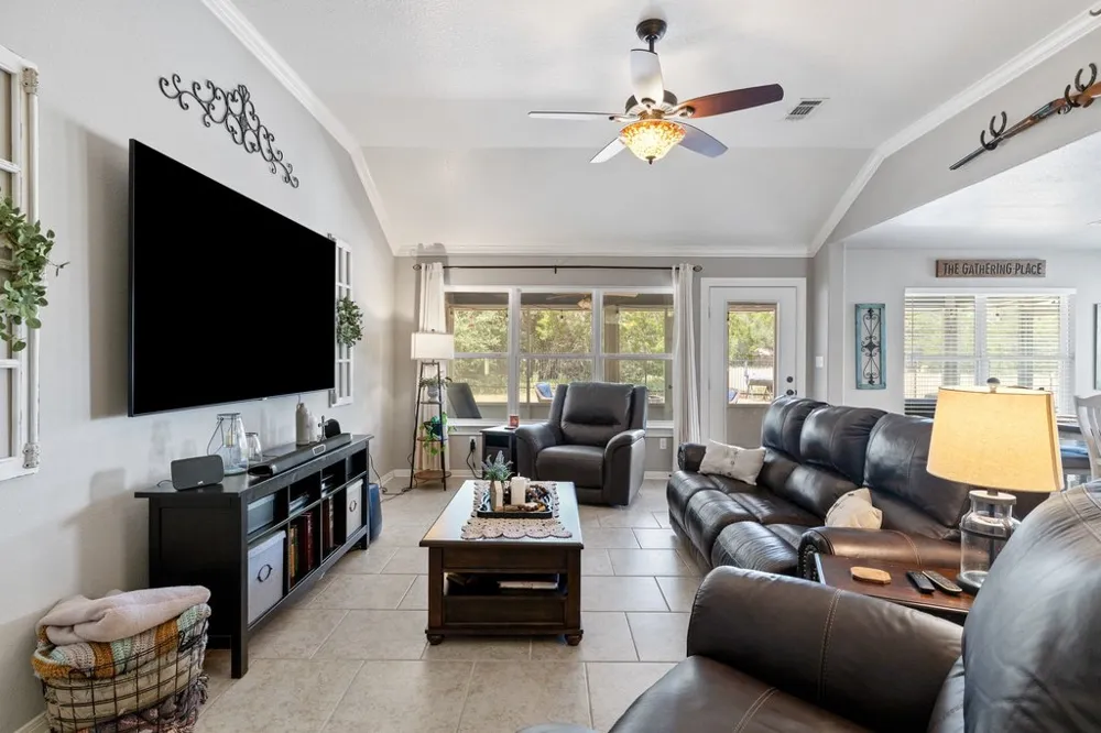 8 Stone Creek Circle Wimberley, TX 78676