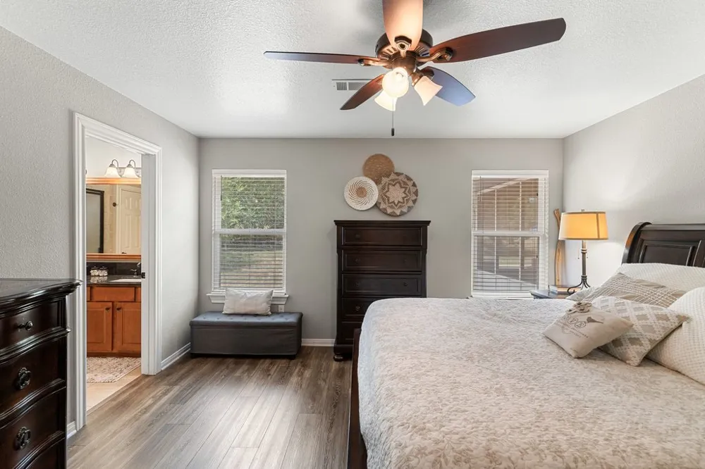 8 Stone Creek Circle Wimberley, TX 78676
