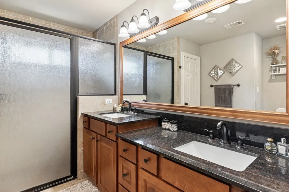 8 Stone Creek Circle Wimberley, TX 78676