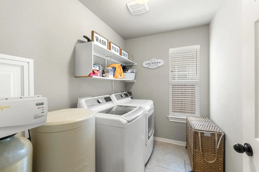 8 Stone Creek Circle Wimberley, TX 78676