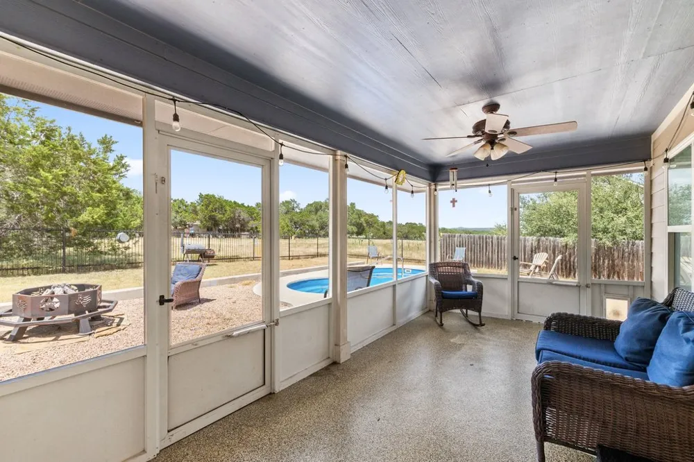 8 Stone Creek Circle Wimberley, TX 78676