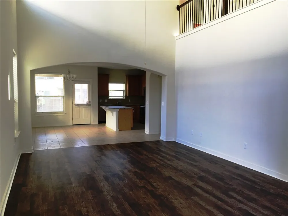 3904 Kennedy Grace Lane Austin, TX 78728