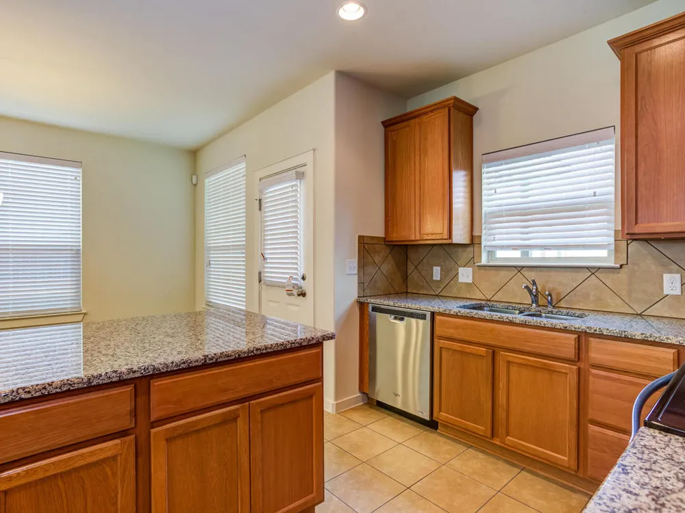 3904 Kennedy Grace Lane Austin, TX 78728