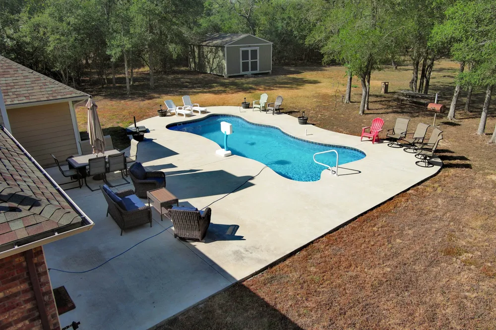 384 Pope Bend Road Cedar Creek, TX 78612