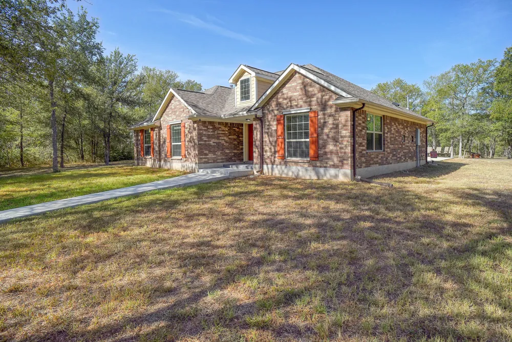 384 Pope Bend Road Cedar Creek, TX 78612