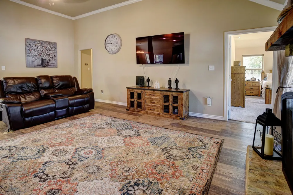 384 Pope Bend Road Cedar Creek, TX 78612