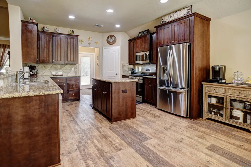 384 Pope Bend Road Cedar Creek, TX 78612