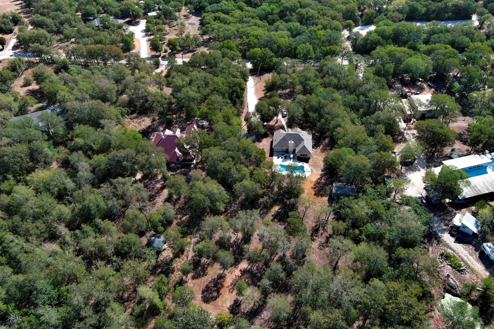 384 Pope Bend Road Cedar Creek, TX 78612