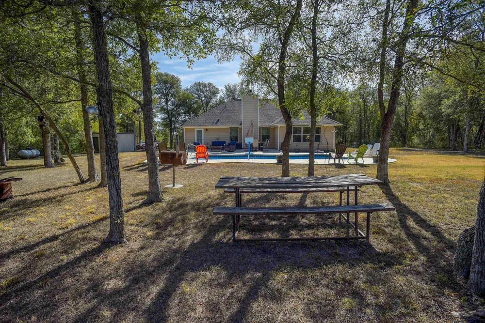 384 Pope Bend Road Cedar Creek, TX 78612